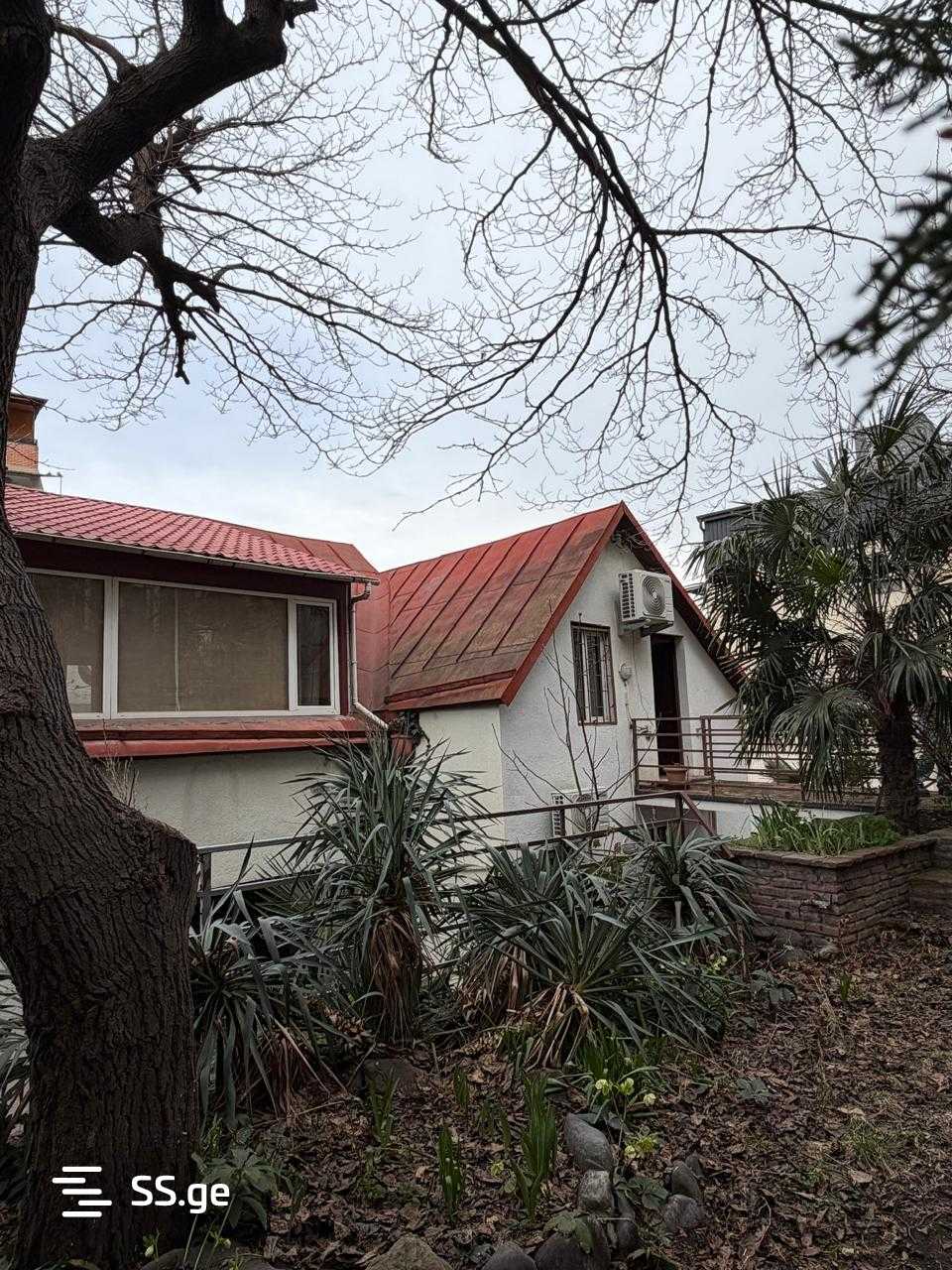 6 Room Private House For Sale view 1