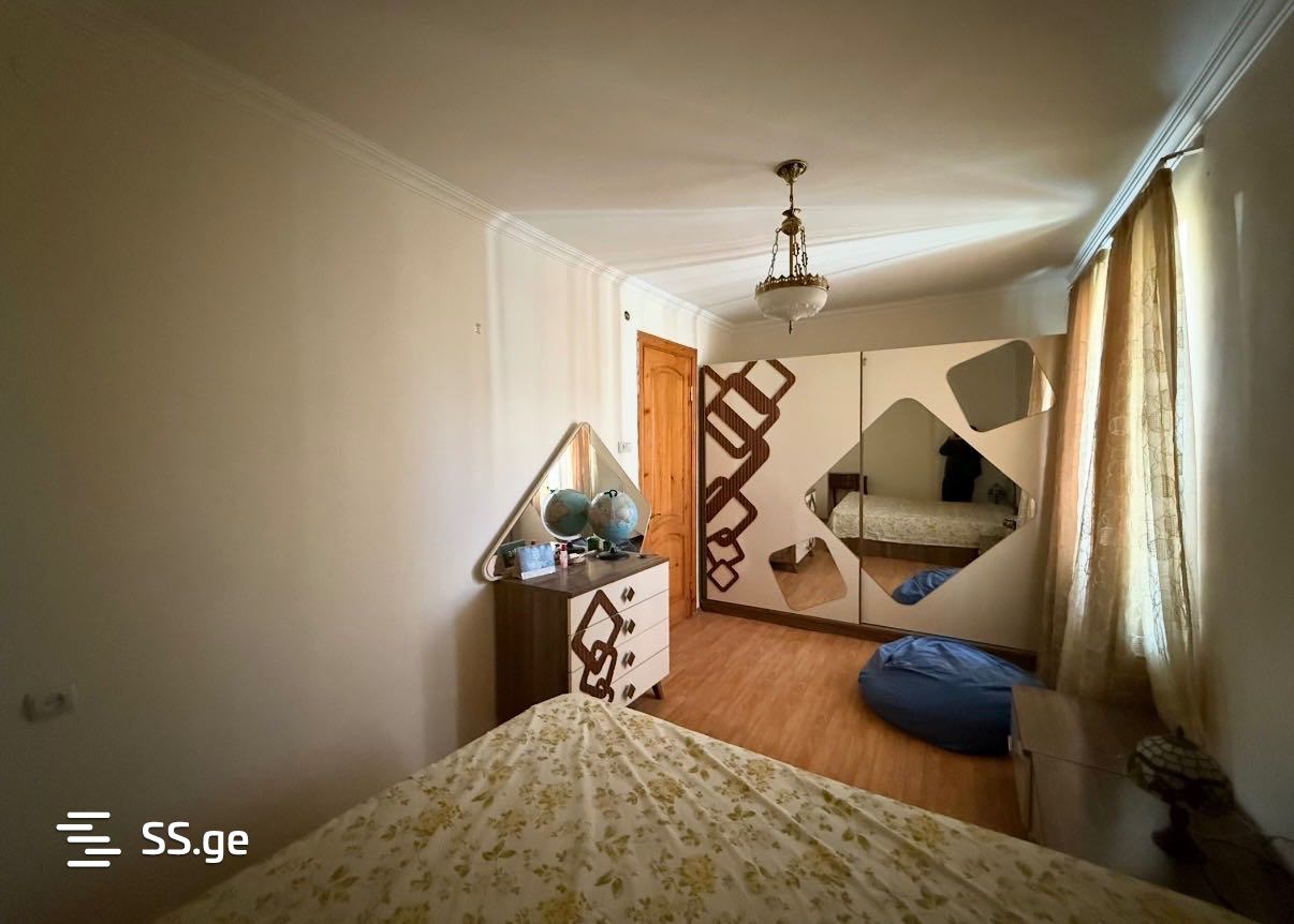 4 Room Flat For Sale view 4