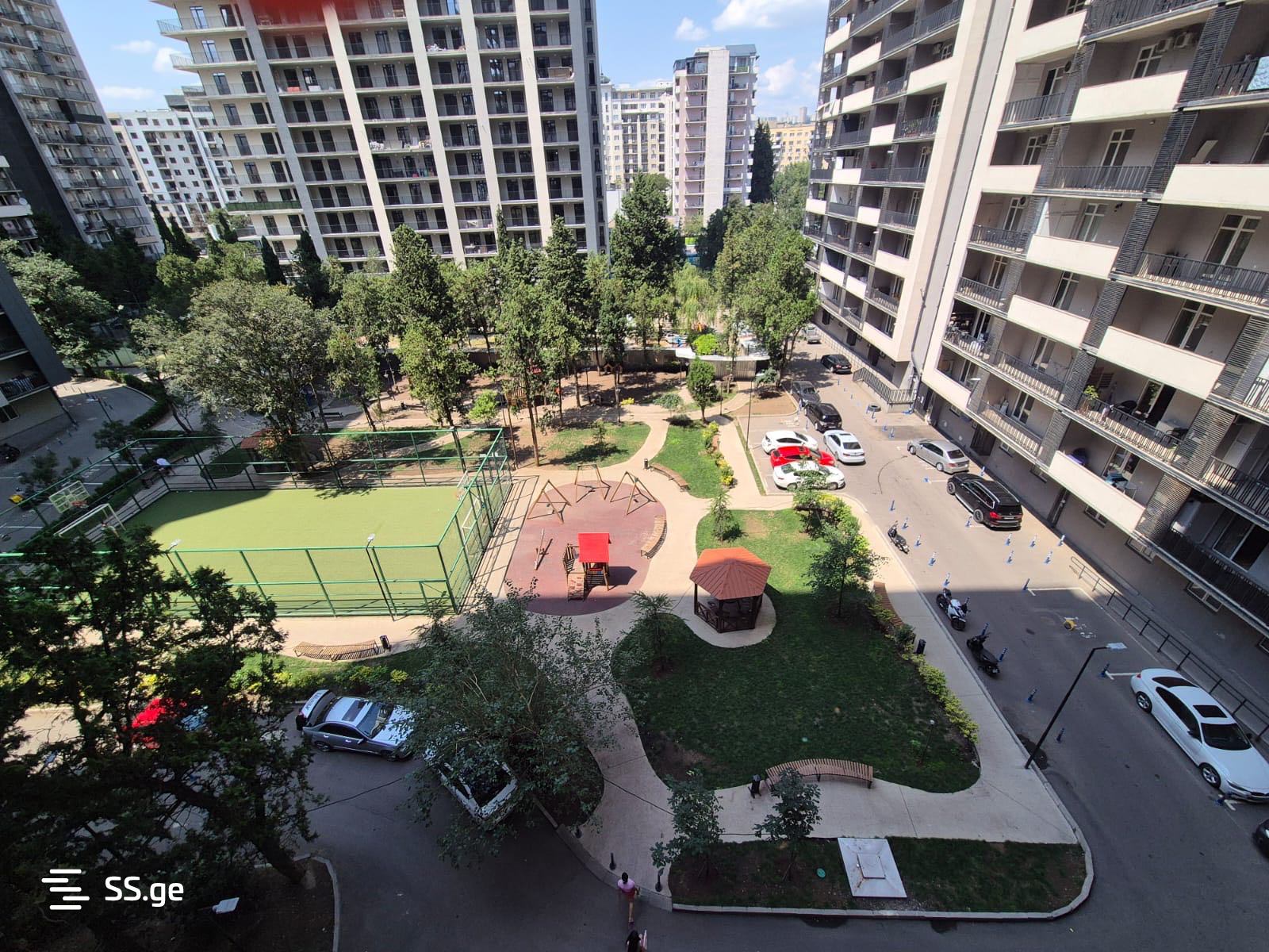2 Room Flat Daily Rent. Isani view 9