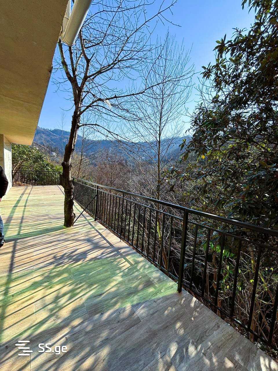 5 Room Private House For Rent. Makhindjauri view 8