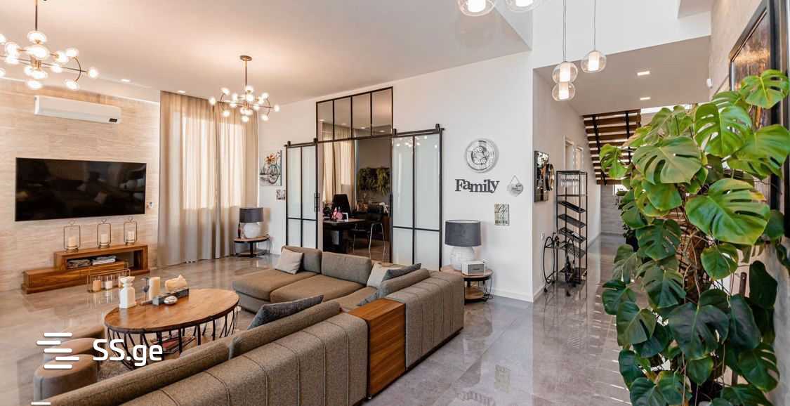 7 Room Private House For Rent. Mtatsminda, 2 of 4