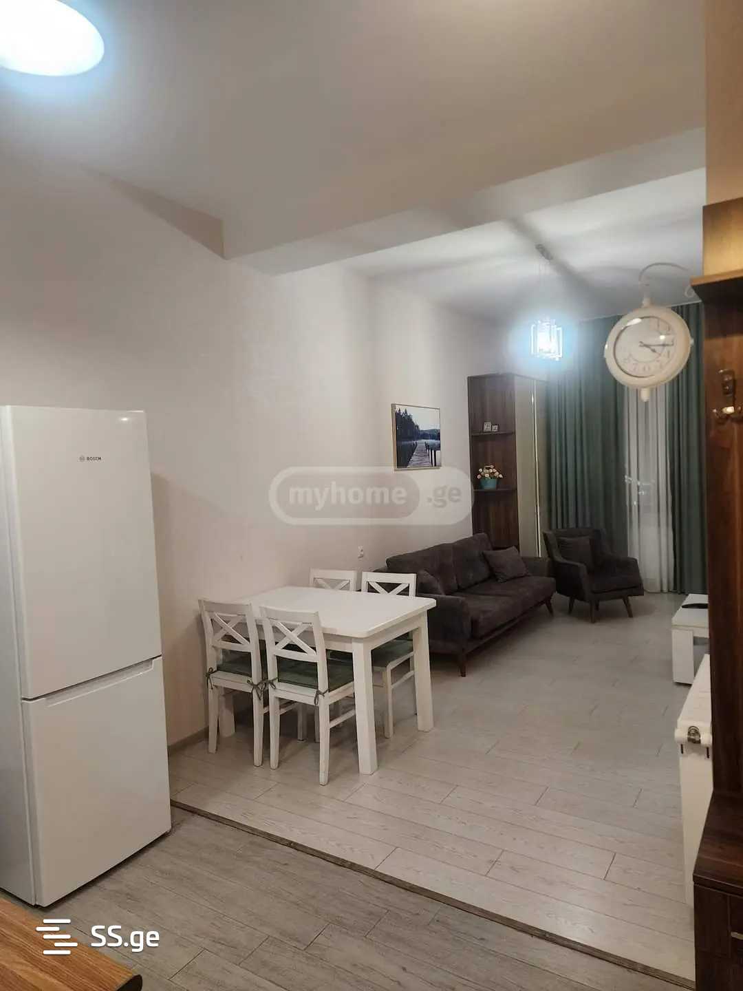 2 Room Flat For Sale, 2 of 4