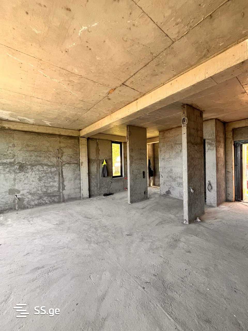 4 Room Private House For Sale view 5