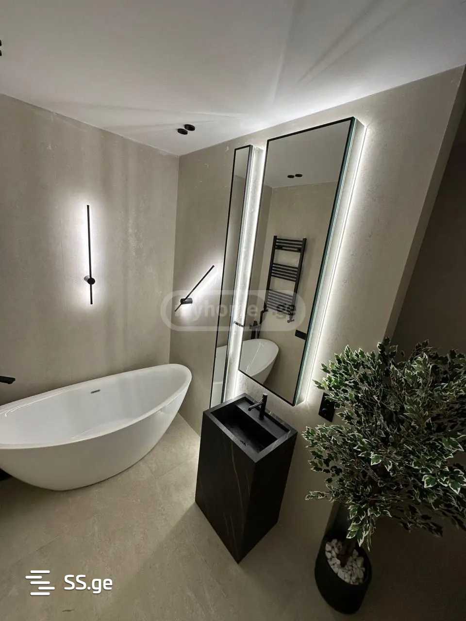 2 room Flat For Rent. Vera - Altro