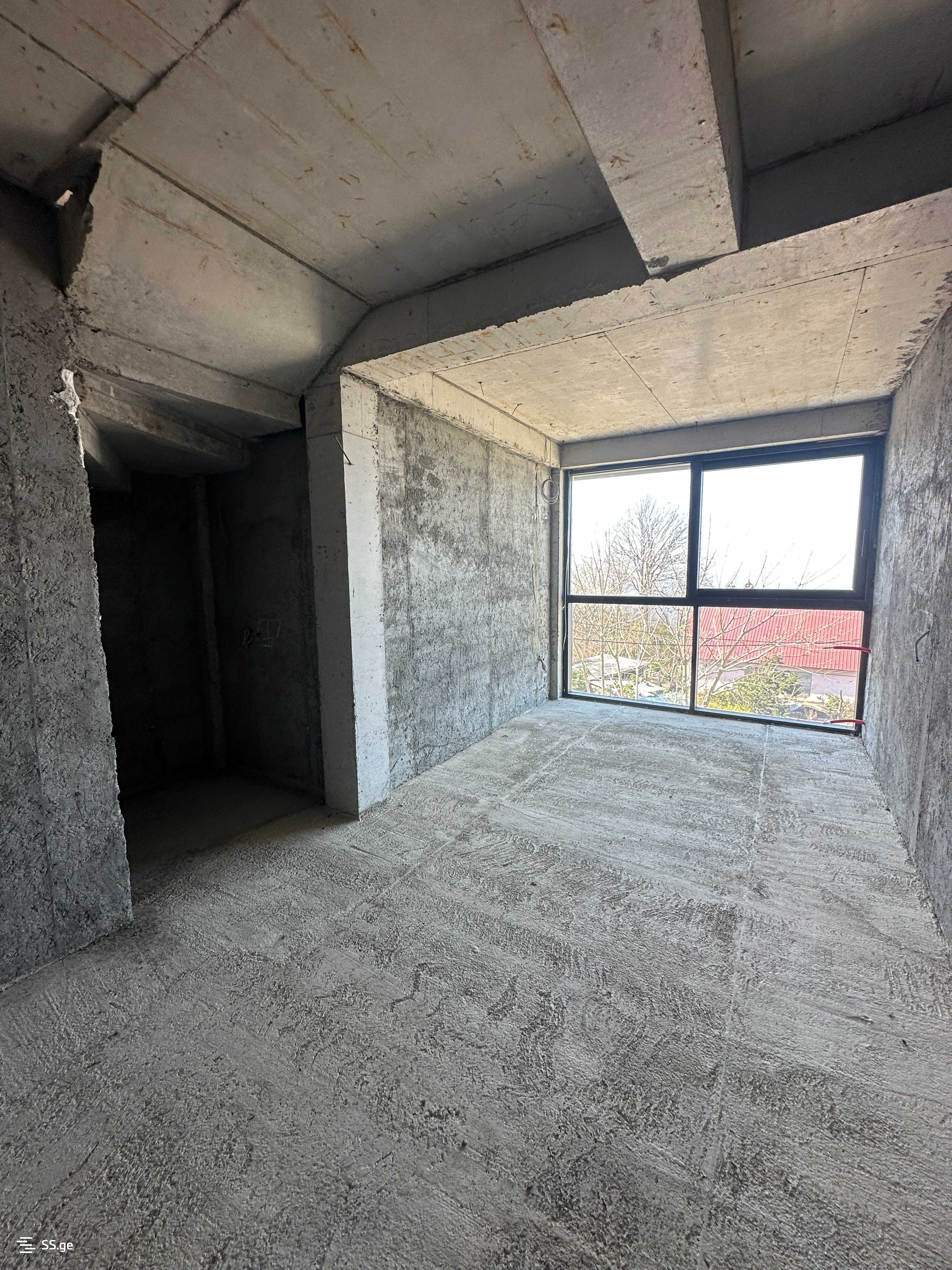 4 Room Private House For Sale view 8