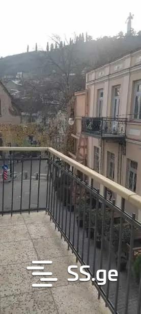 5 Room Private House For Sale view 2
