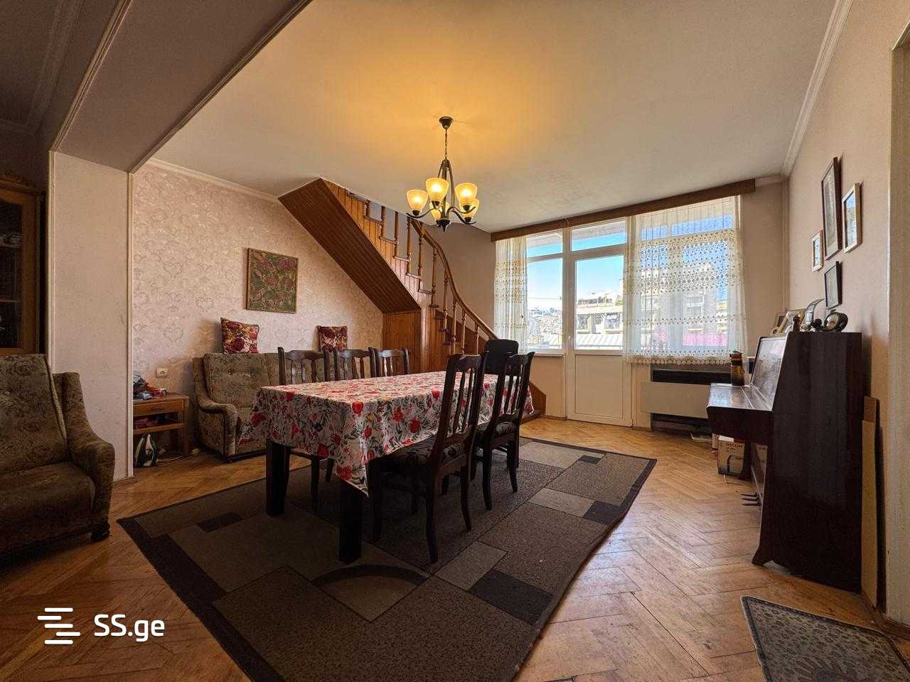 5 room Flat For Sale. Saburtalo, Tbilisi