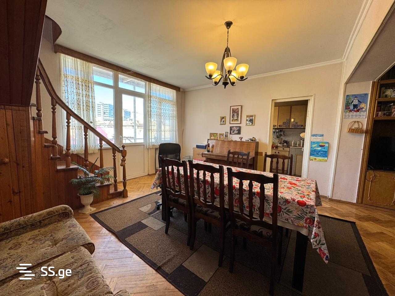 5 room Flat For Sale. Saburtalo - Widok 2