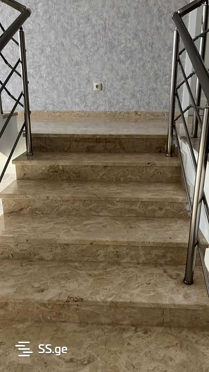 Hotel For Sale. Manglisi view 13