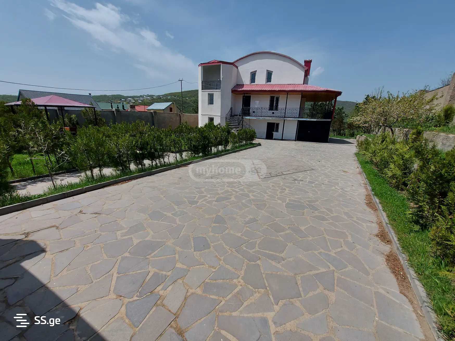 7 Room Private House For Rent. Mukhattskaro view 2
