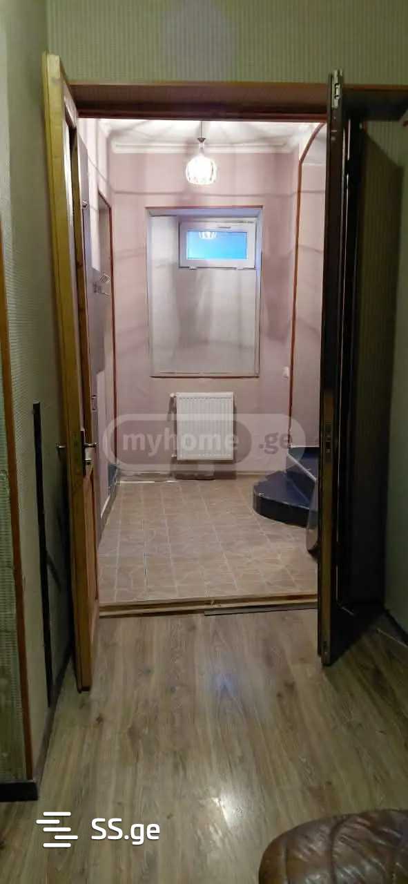 4 Room Private House For Rent. Chugureti view 4