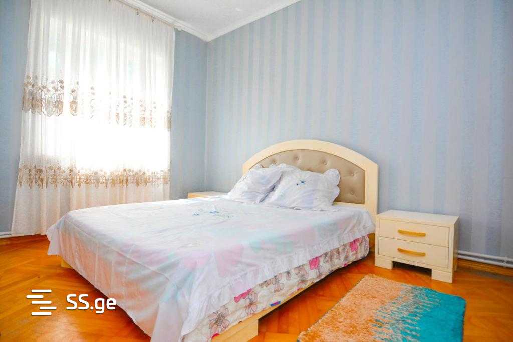 Продажа 3-комната Квартира view 2