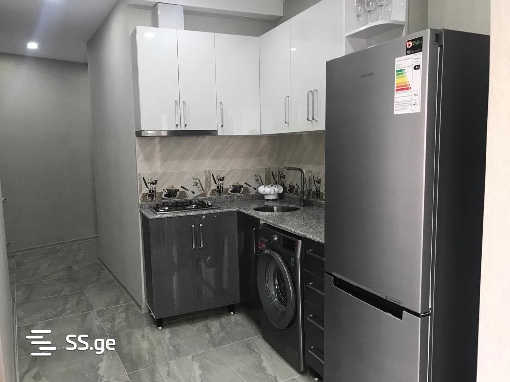 6 Room Private House Daily Rent. Batumi view 5