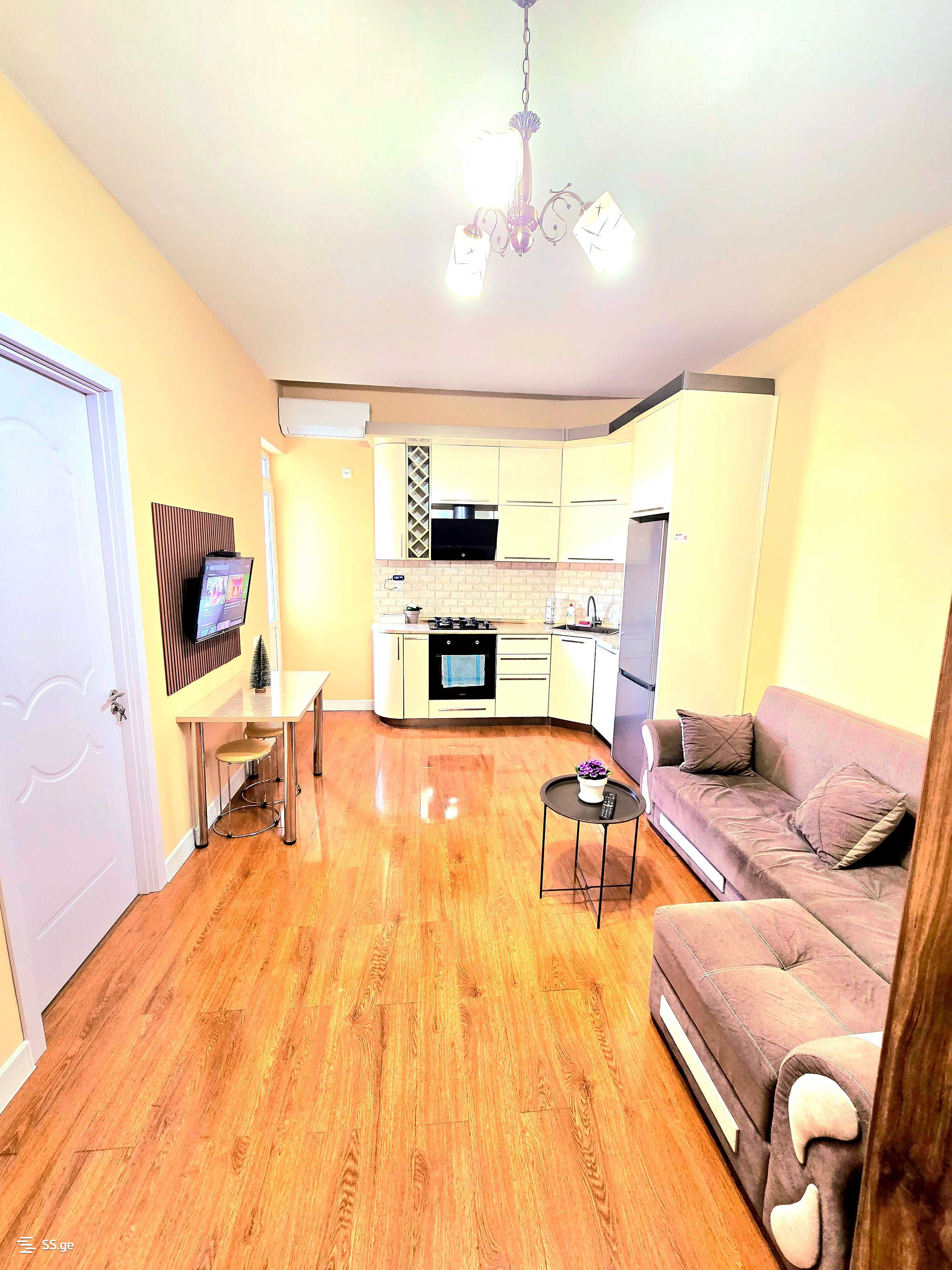 3 Room Flat For Sale