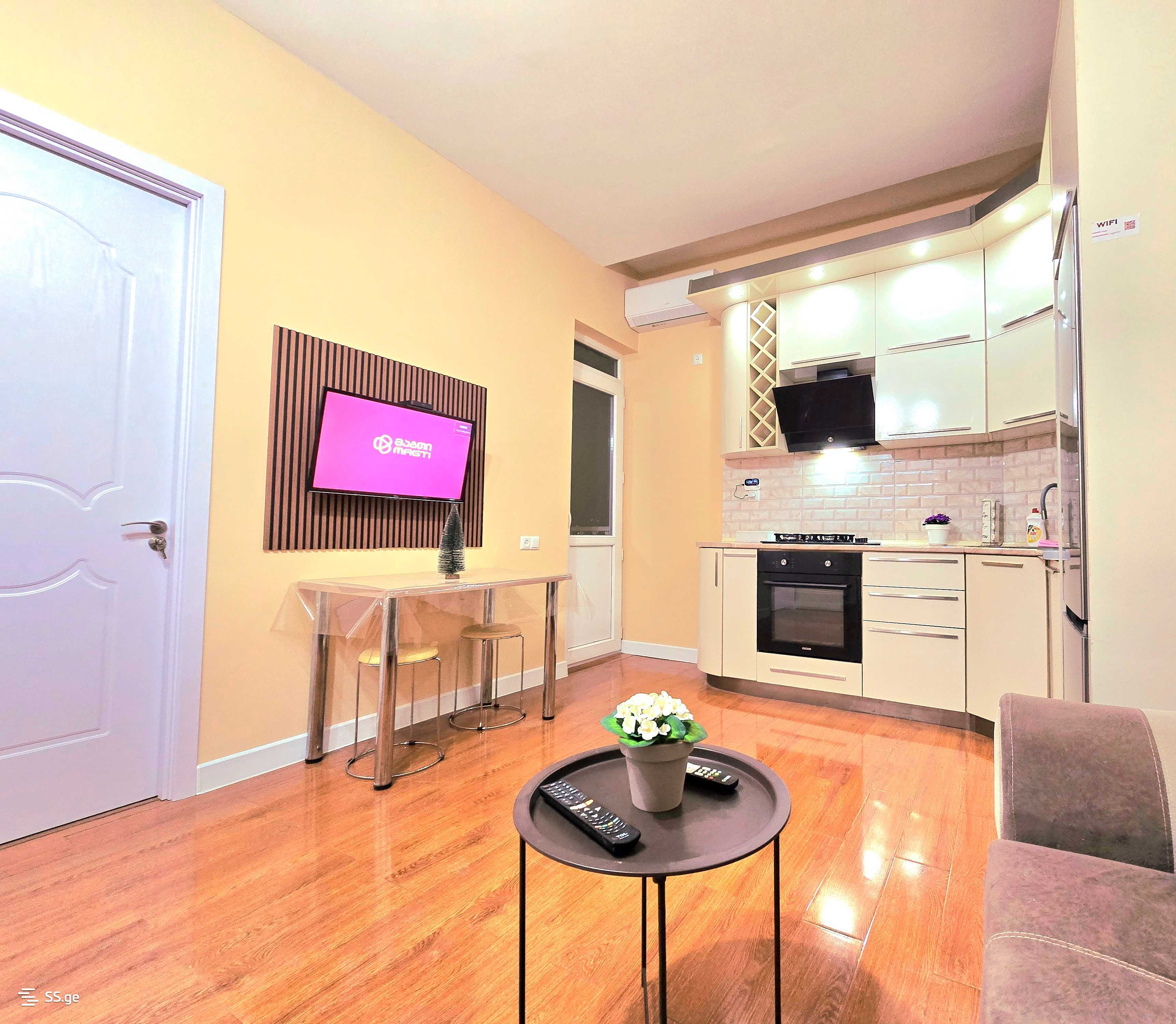 3 Room Flat For Sale view 2