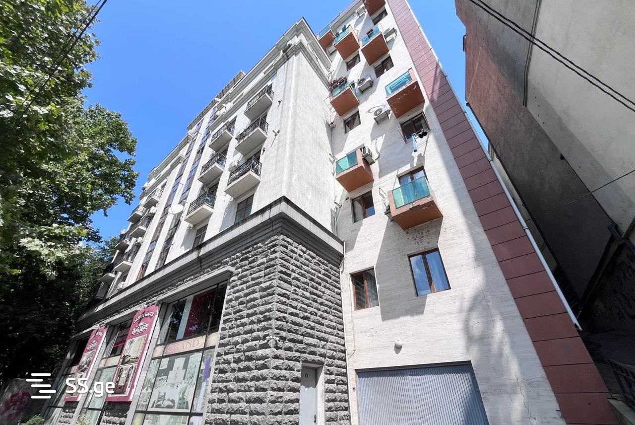 Продажа 3-комната Квартира view 1