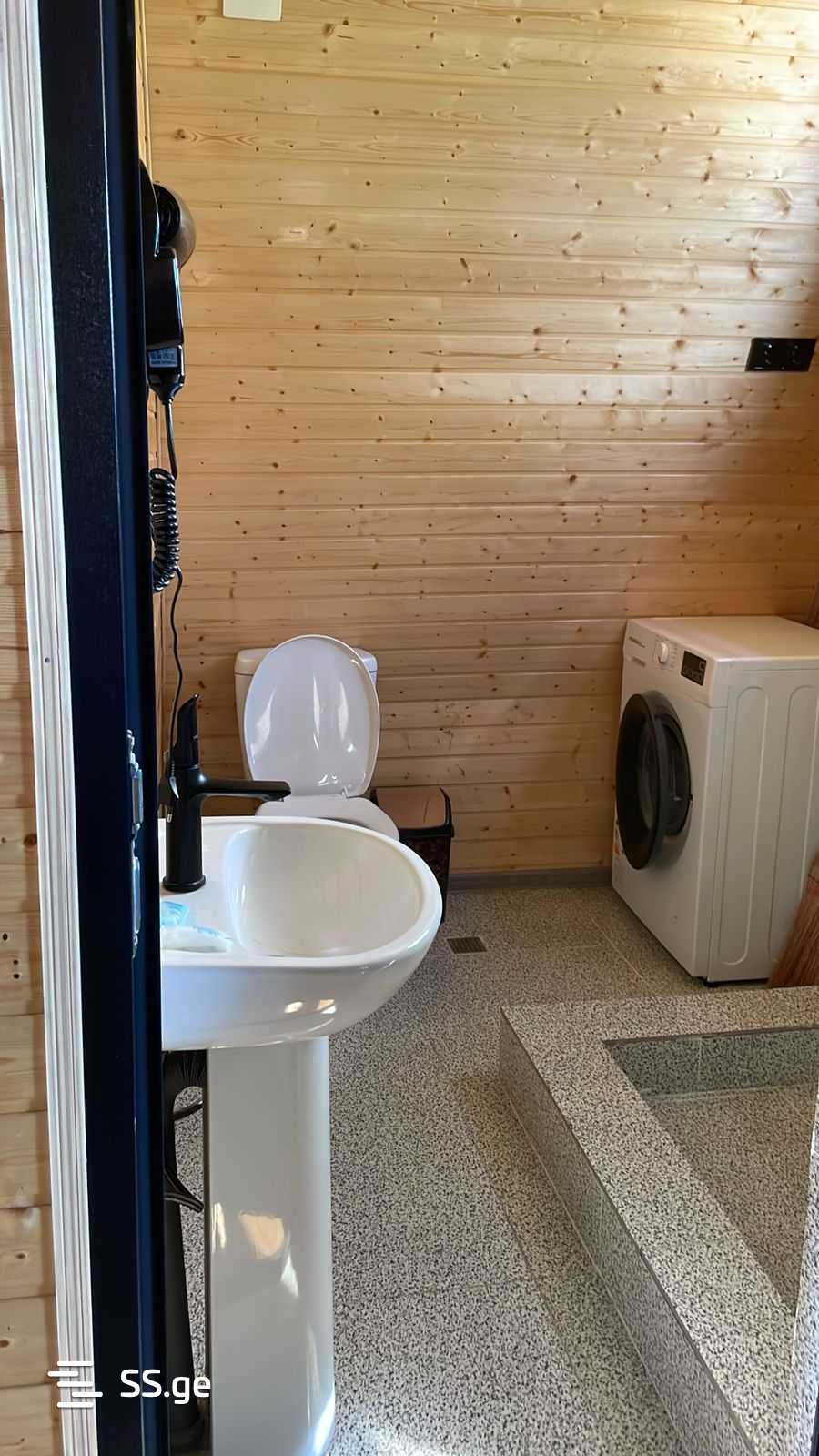 3 Room Private House For Sale view 9