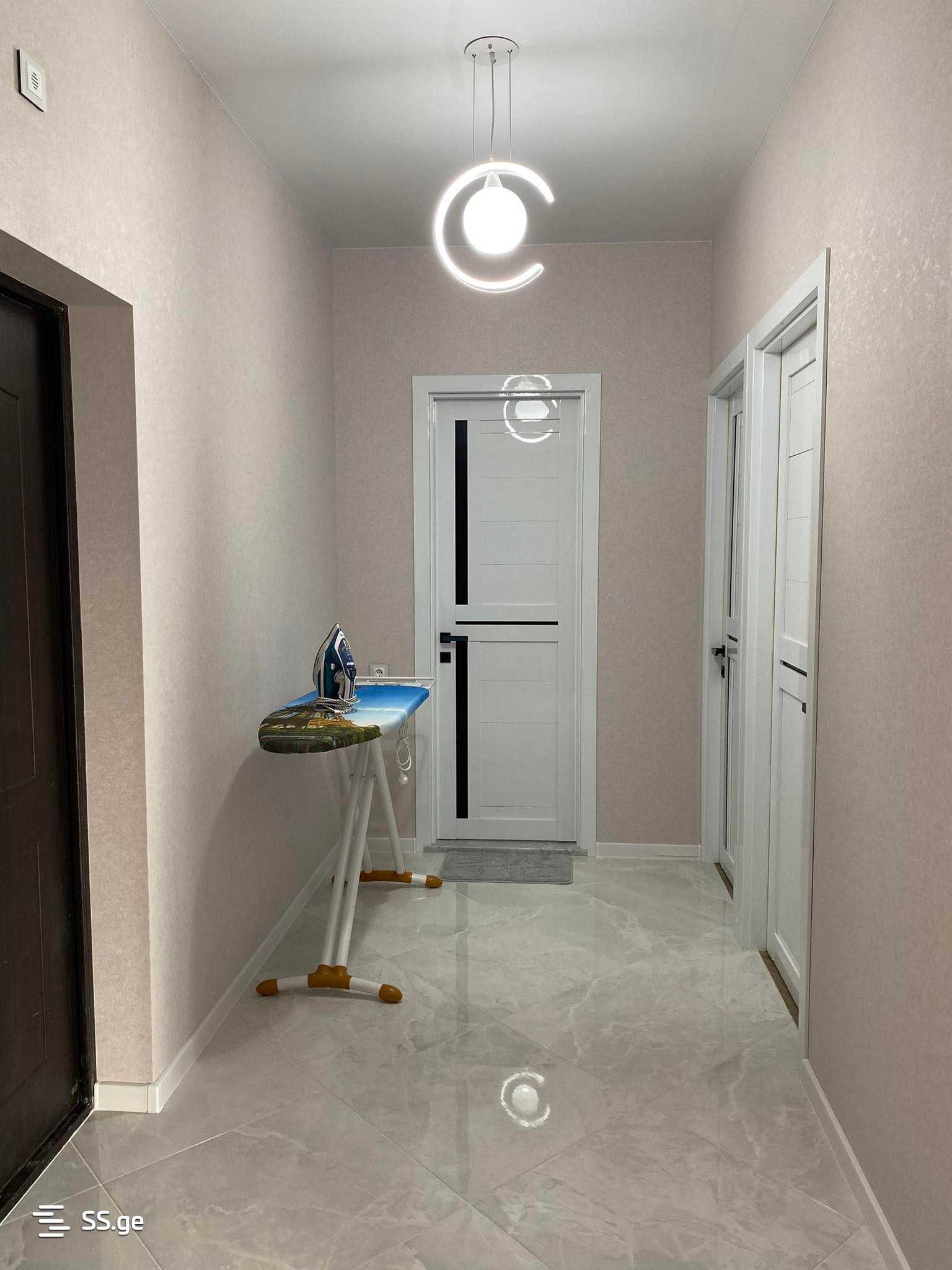 3 Room Flat For Rent. Isani view 3