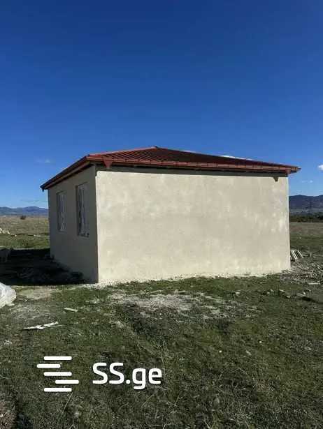 2 room Private House For Sale. Ereda