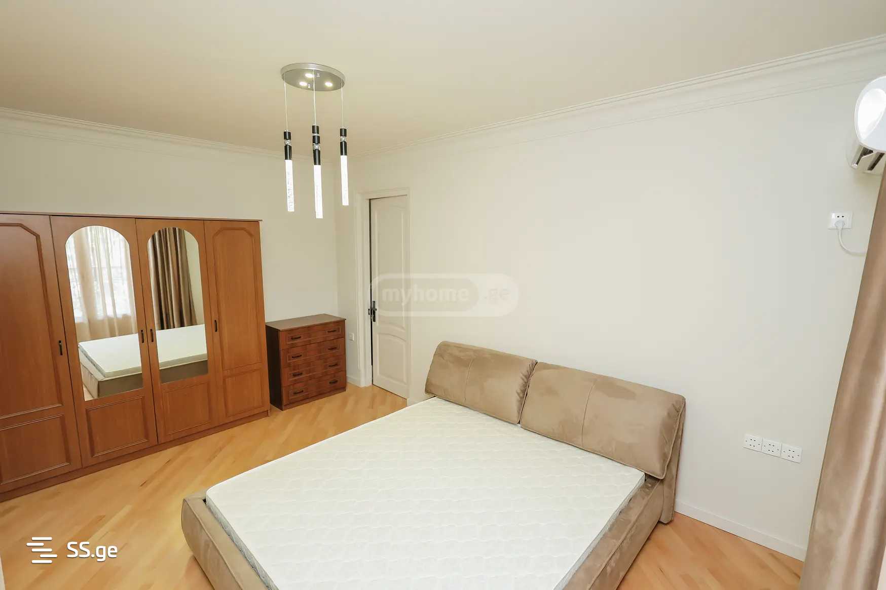 9 Room Private House For Rent. Didube view 16
