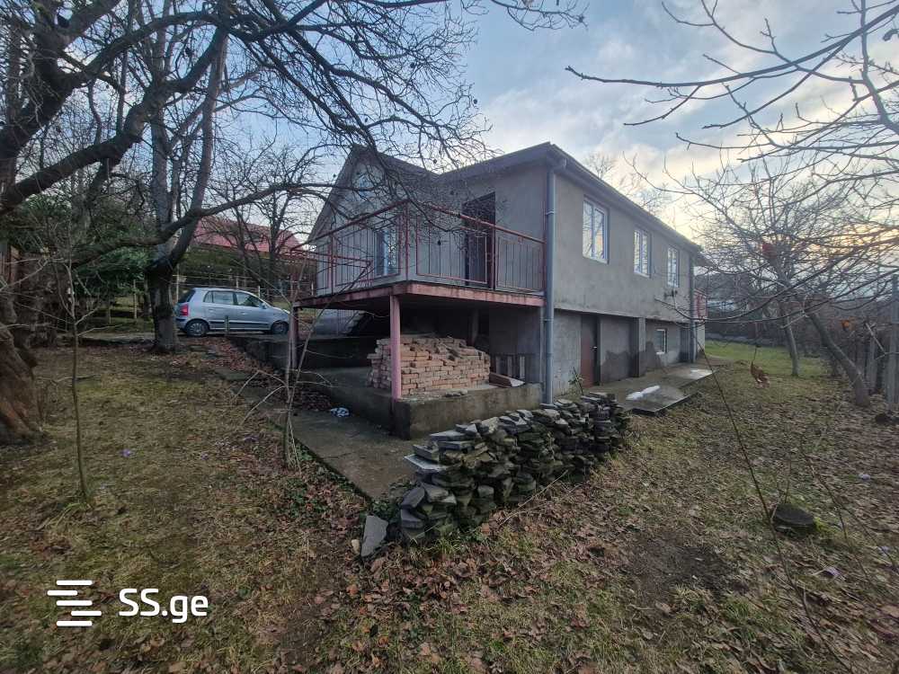 4 Room Summer Cottage For Sale, 1 of 4