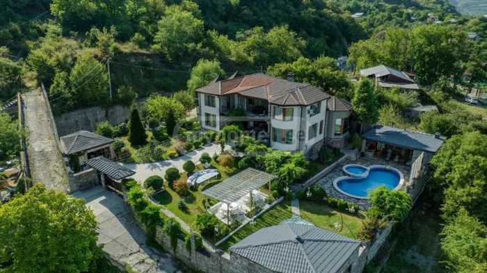 Hotel For Sale. Ananuri