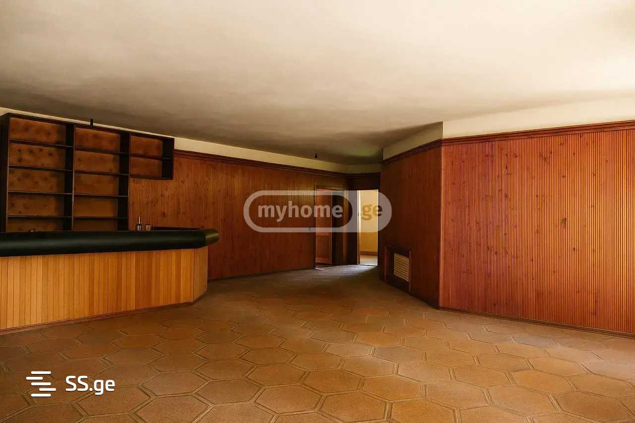 10 Room Private House For Sale view 6