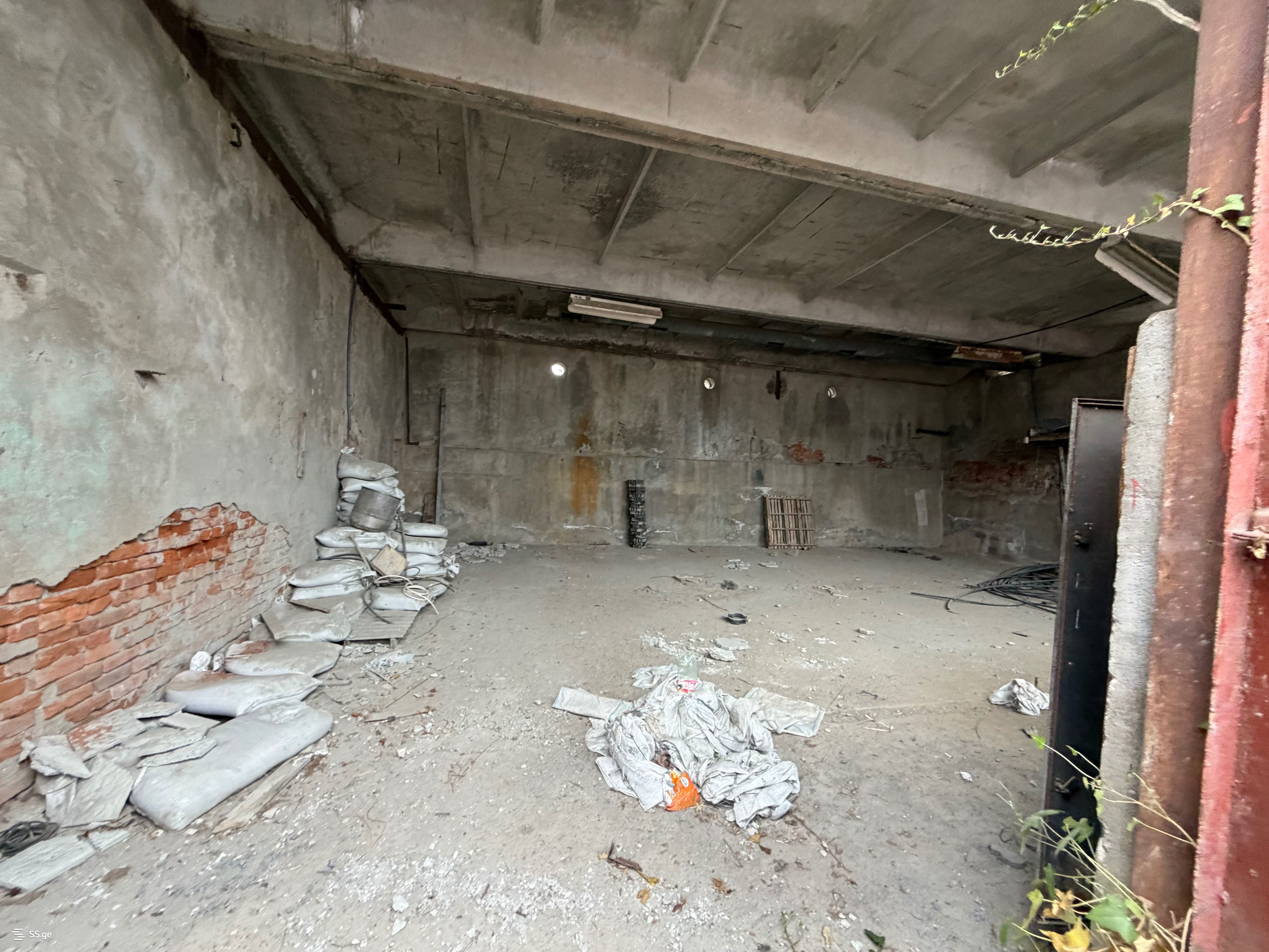 Store-Industrial Property For Rent. Kutaisi view 3