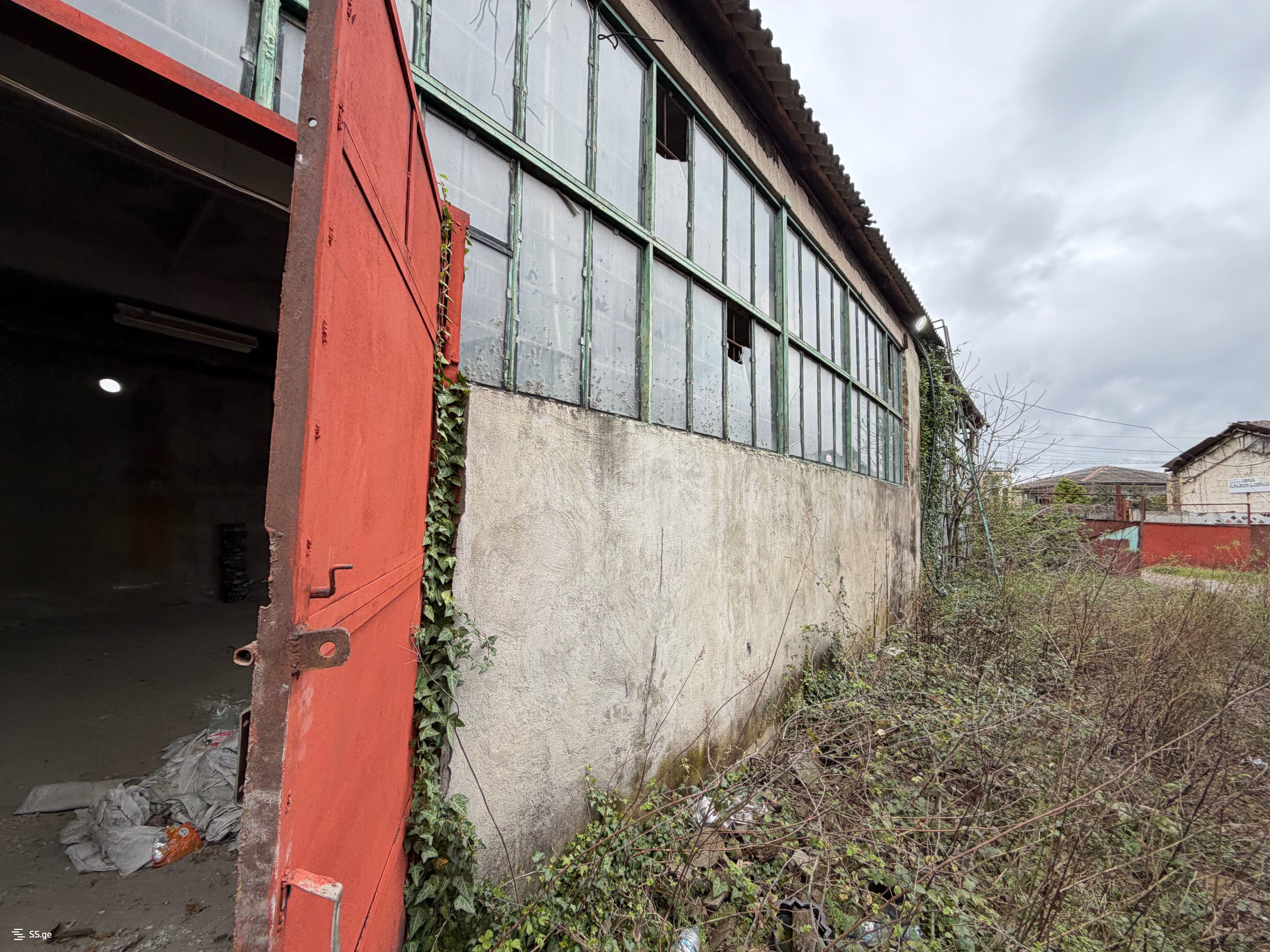 Store-Industrial Property For Rent. Kutaisi view 13