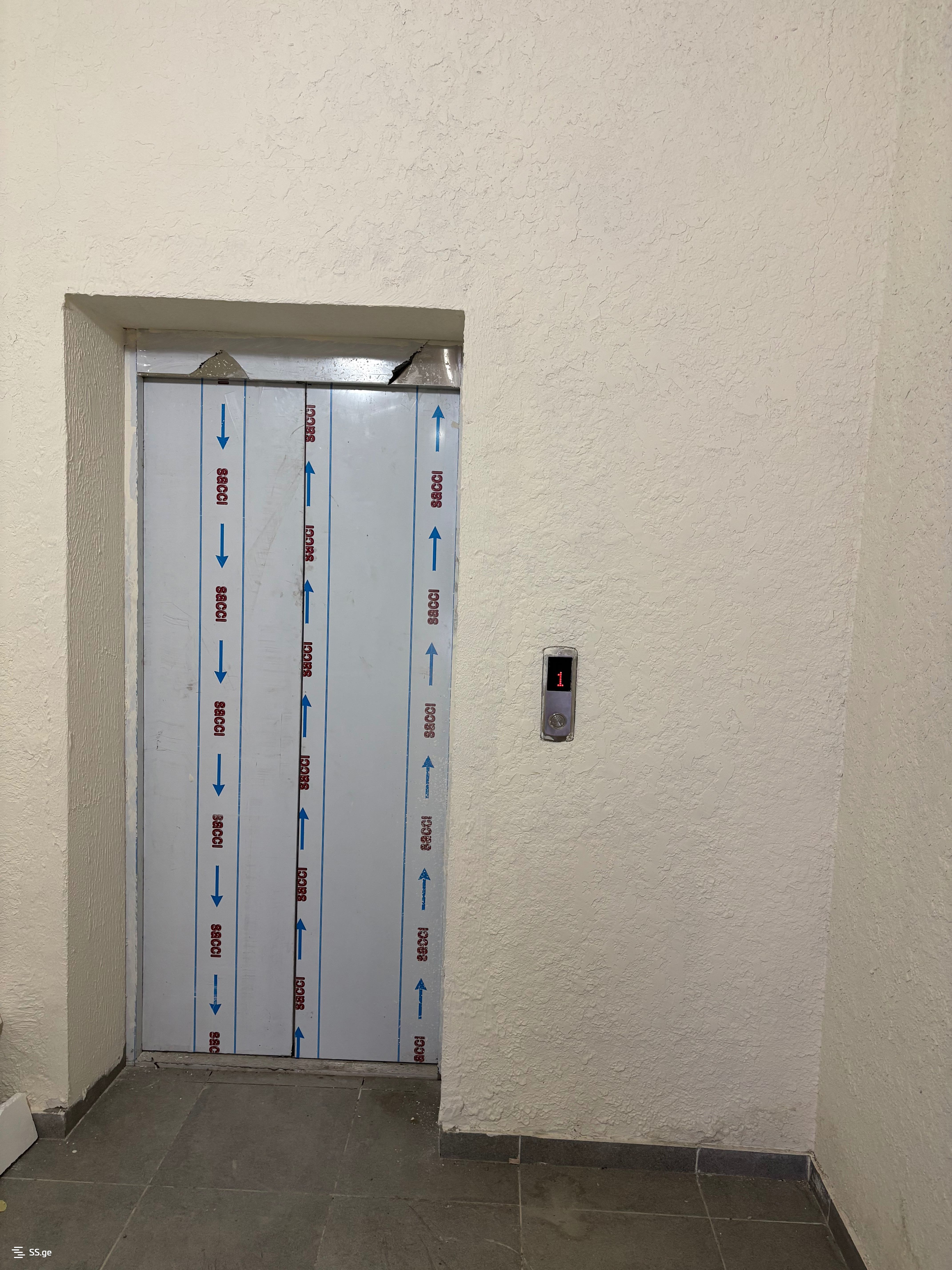 1 Room Flat For Sale view 3