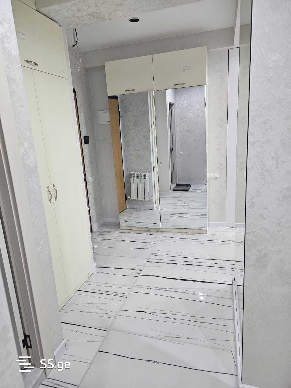 4 room Flat For Rent. Saburtalo - Widok 2