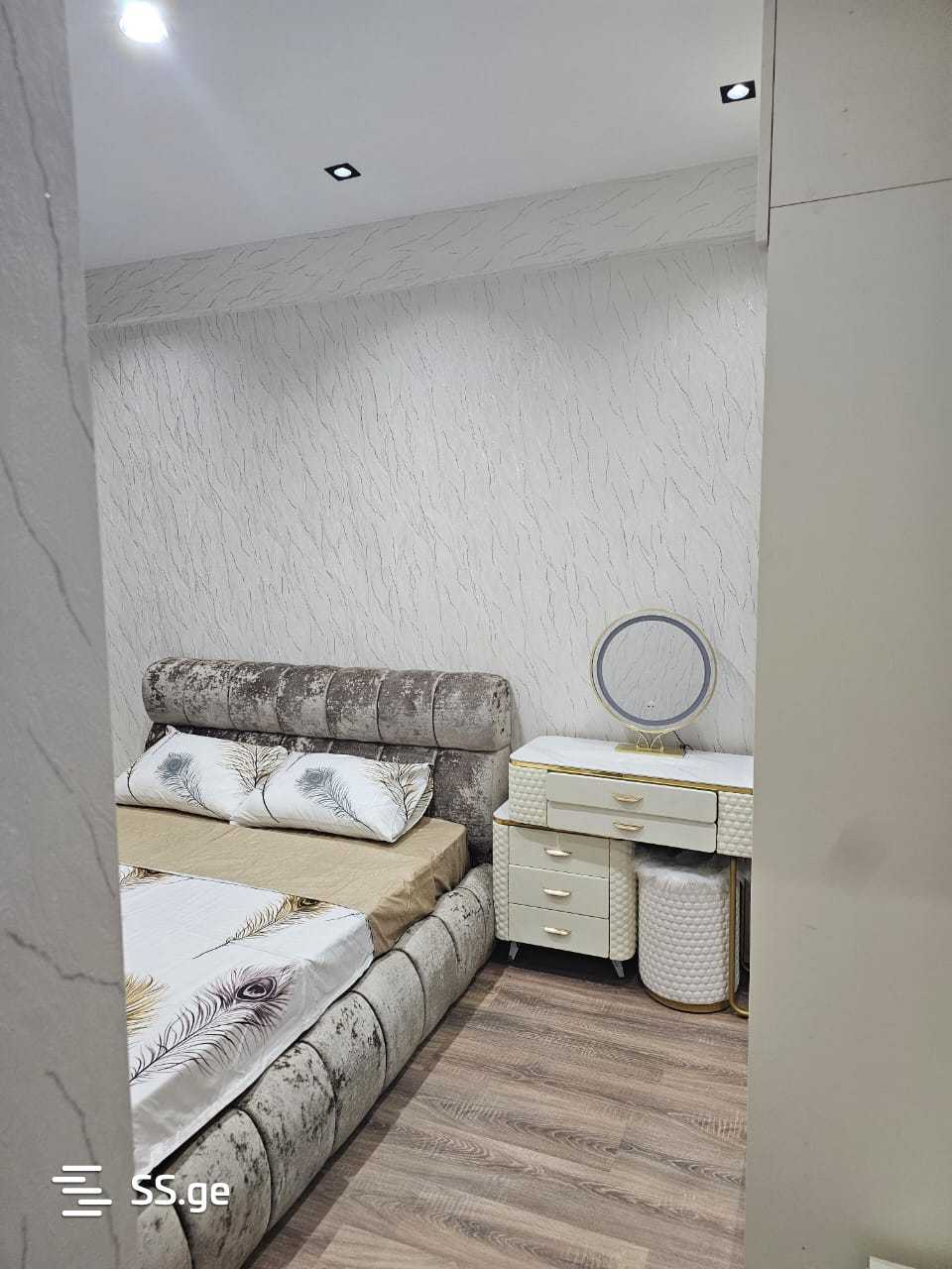 4 room Flat For Rent. Saburtalo - Widok 3