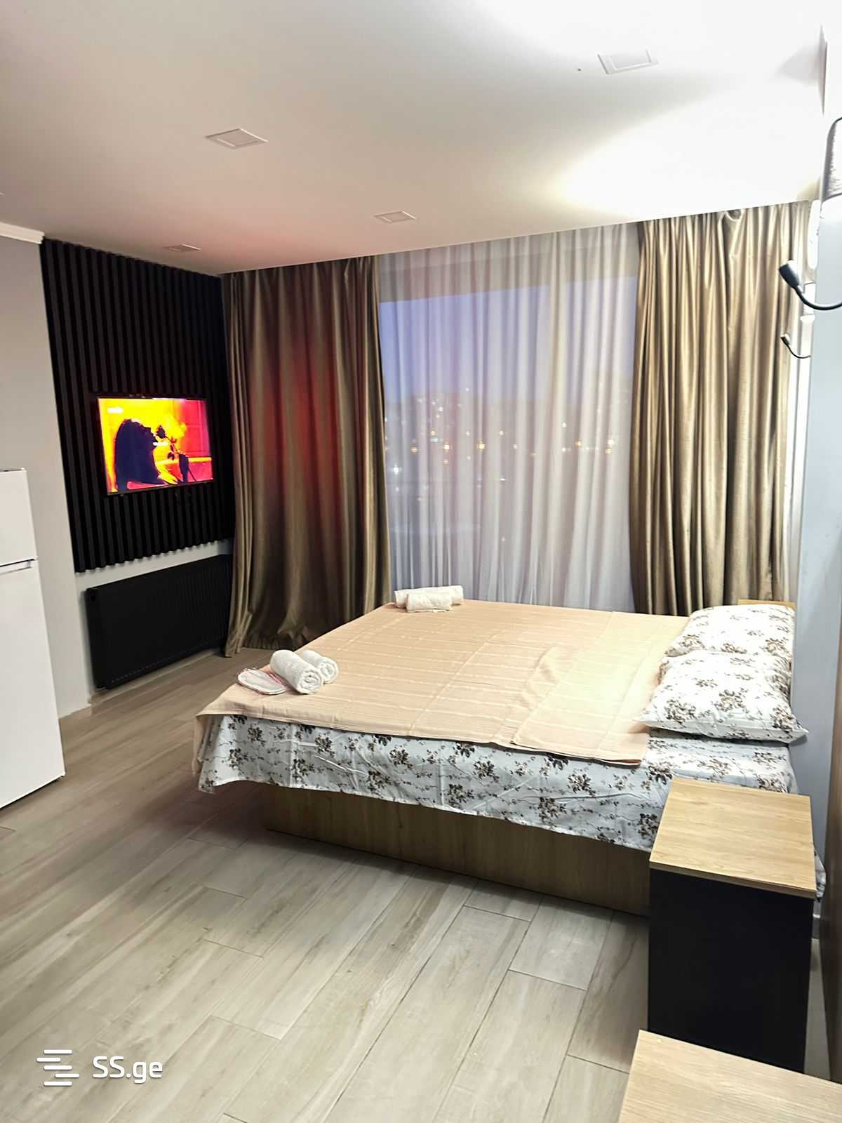 1 room Flat Daily rent. Ortachala - Vista 4