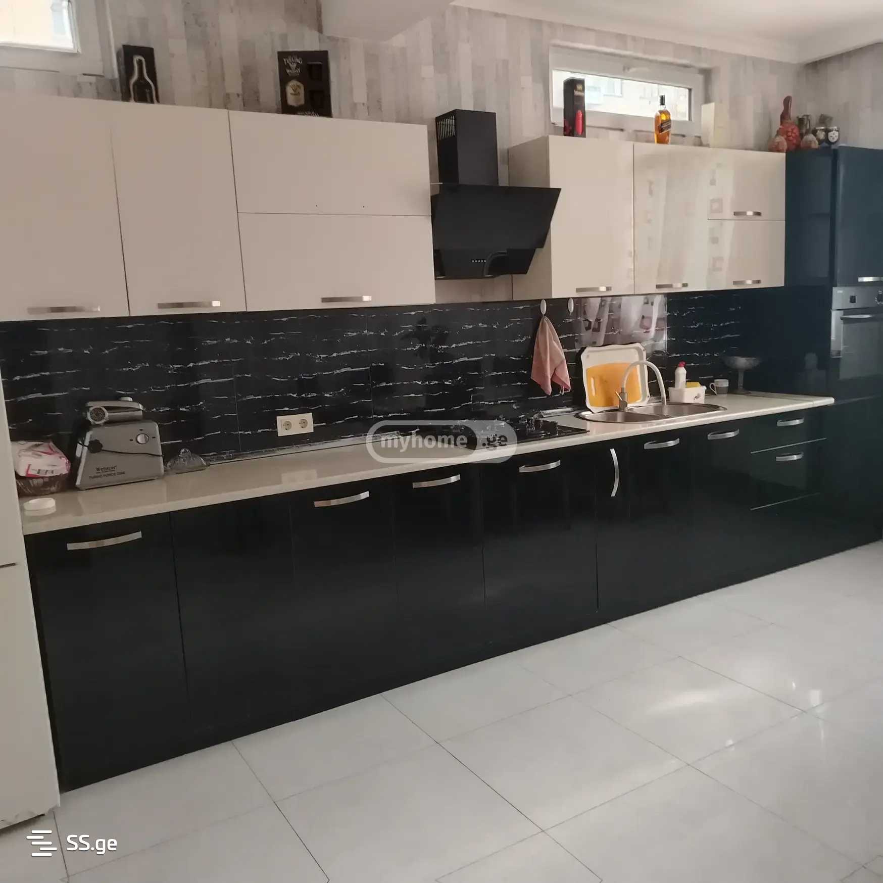 8 Room Private House For Rent. Gldani, 1 of 4