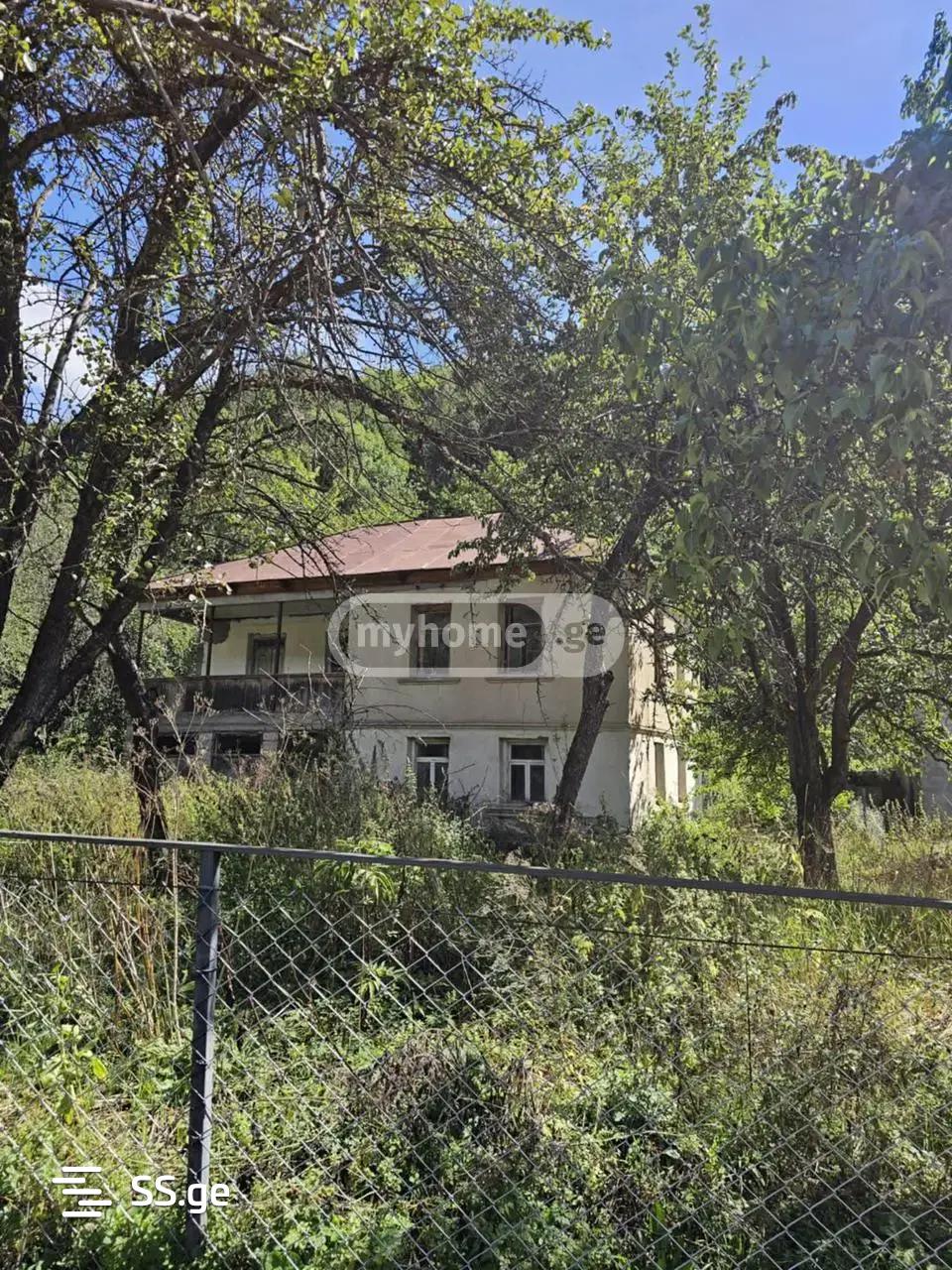 10 Room Private House For Sale view 9