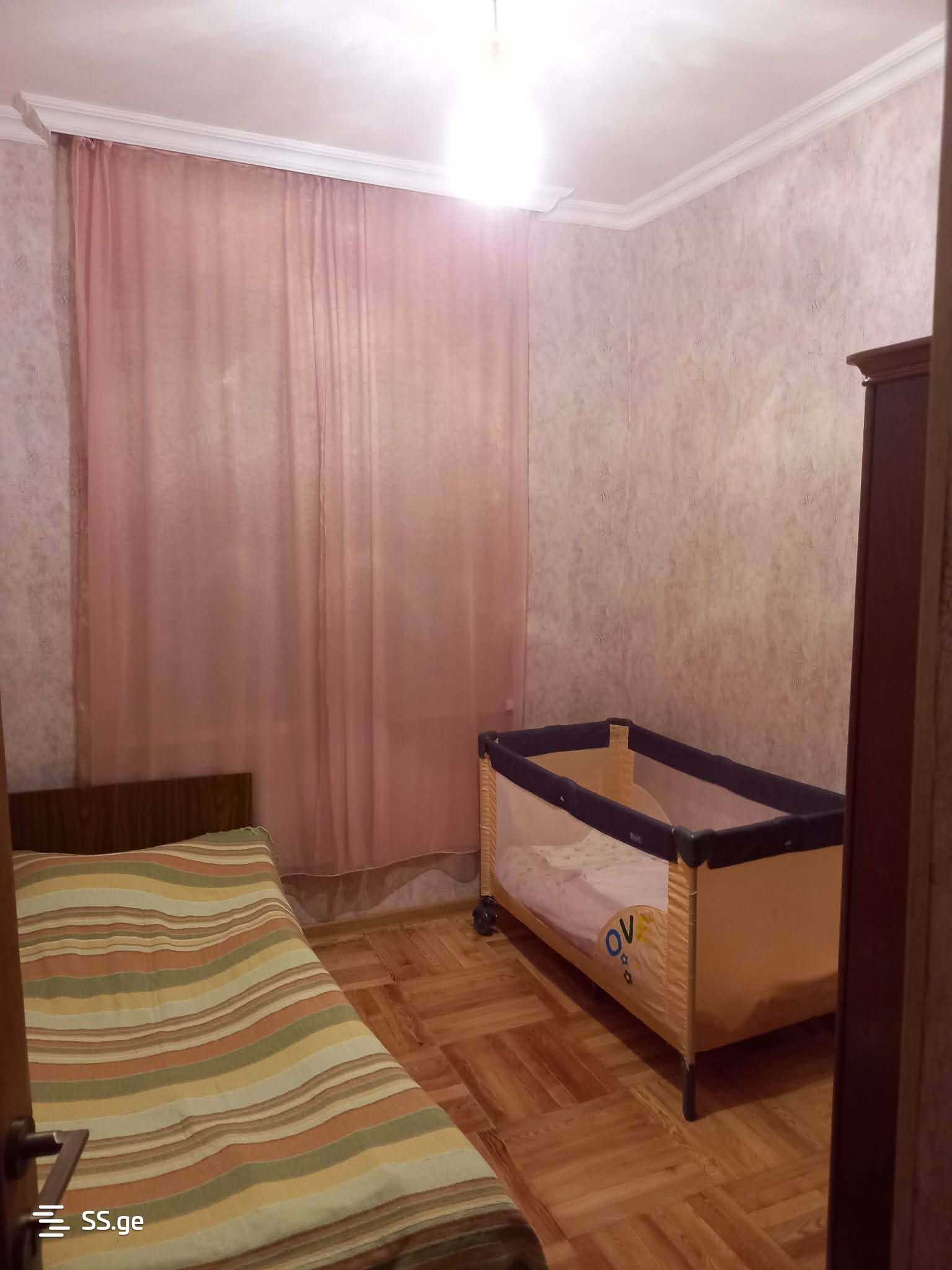4 Room Flat For Sale view 6