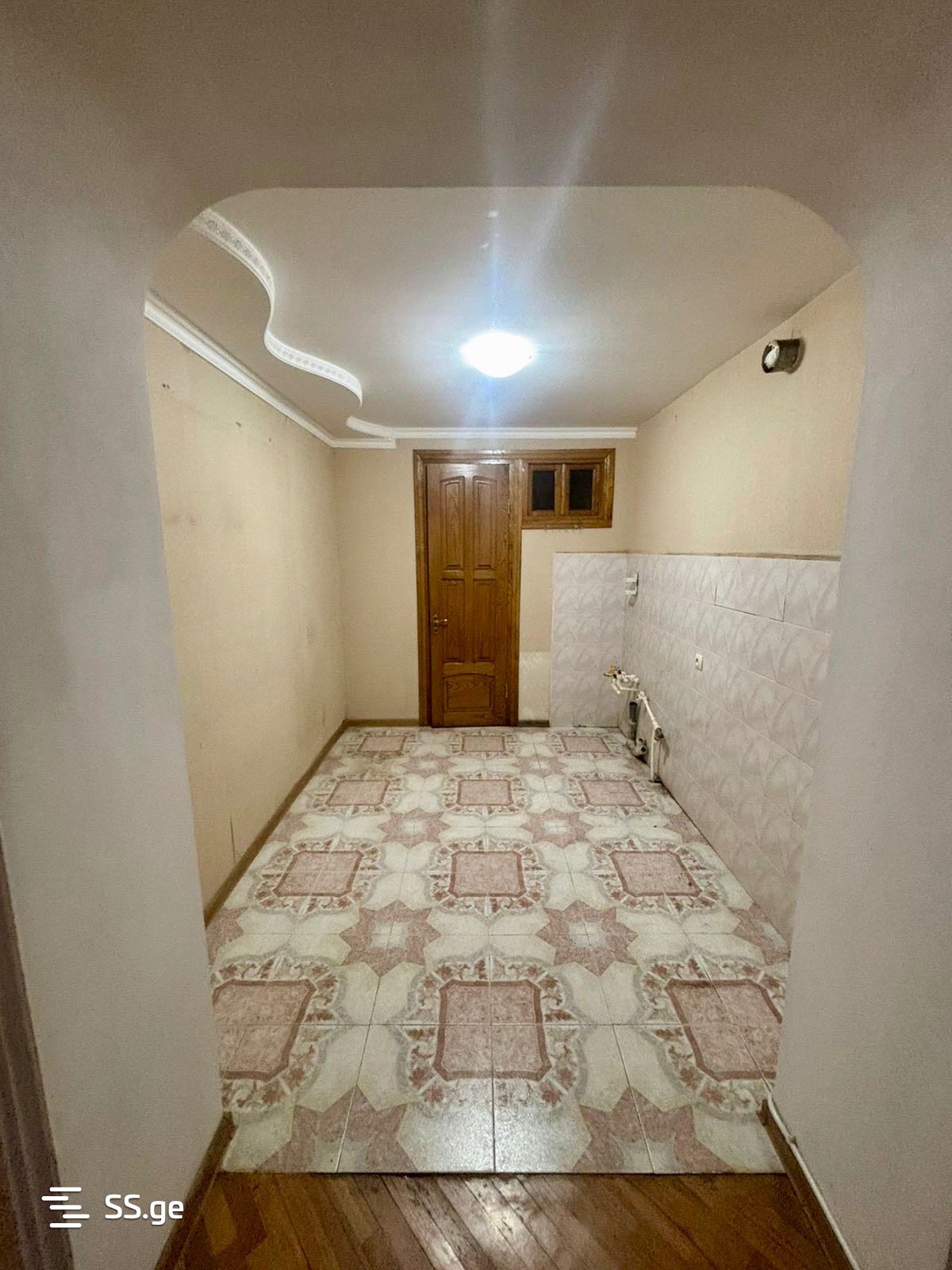 3 Room Flat For Sale view 6