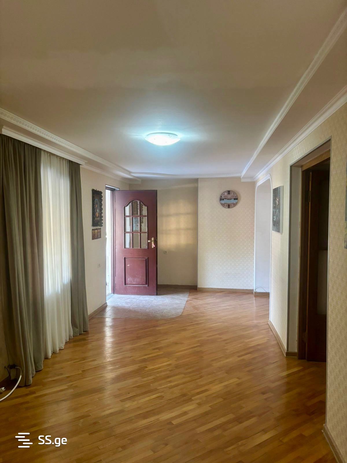 3 Room Flat For Sale view 11