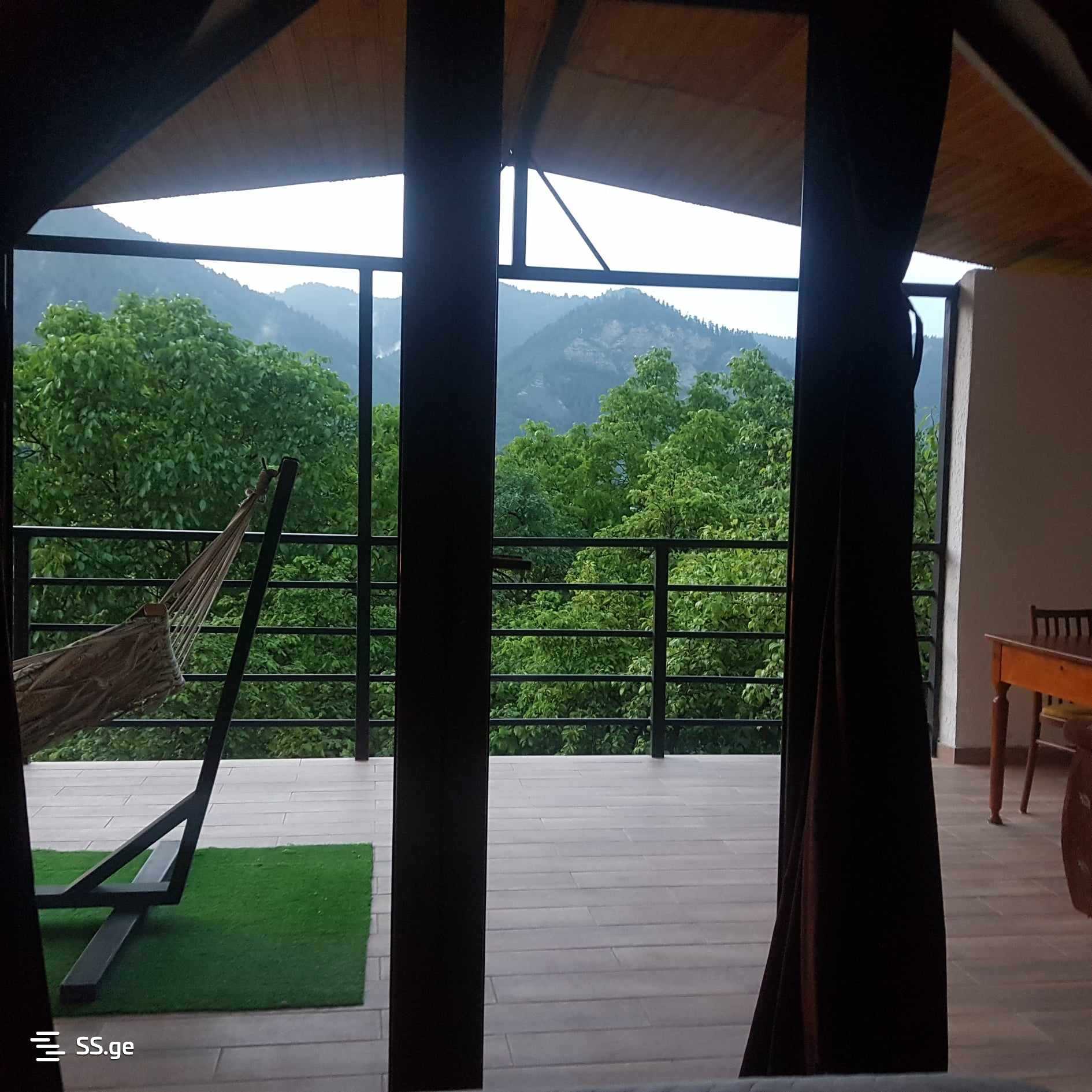2 Room Flat Daily Rent. Borjomi view 4