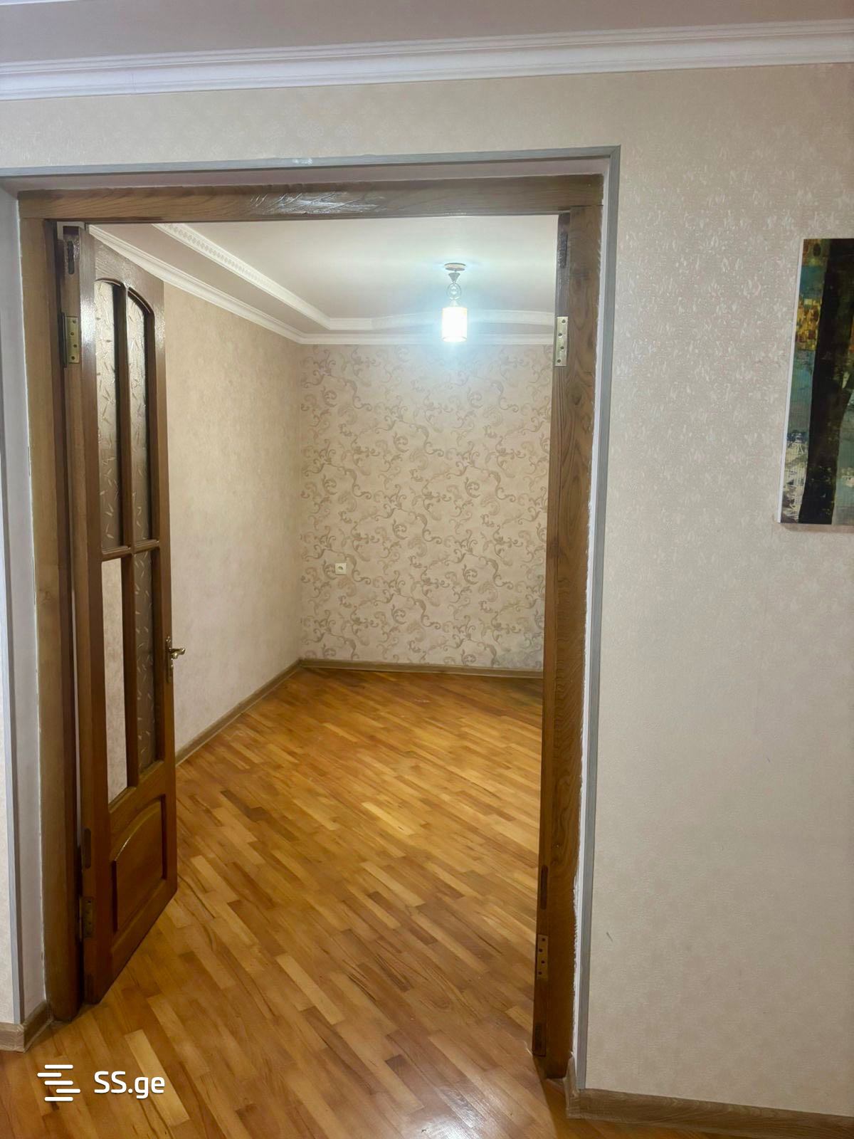 3 Room Flat For Sale view 12