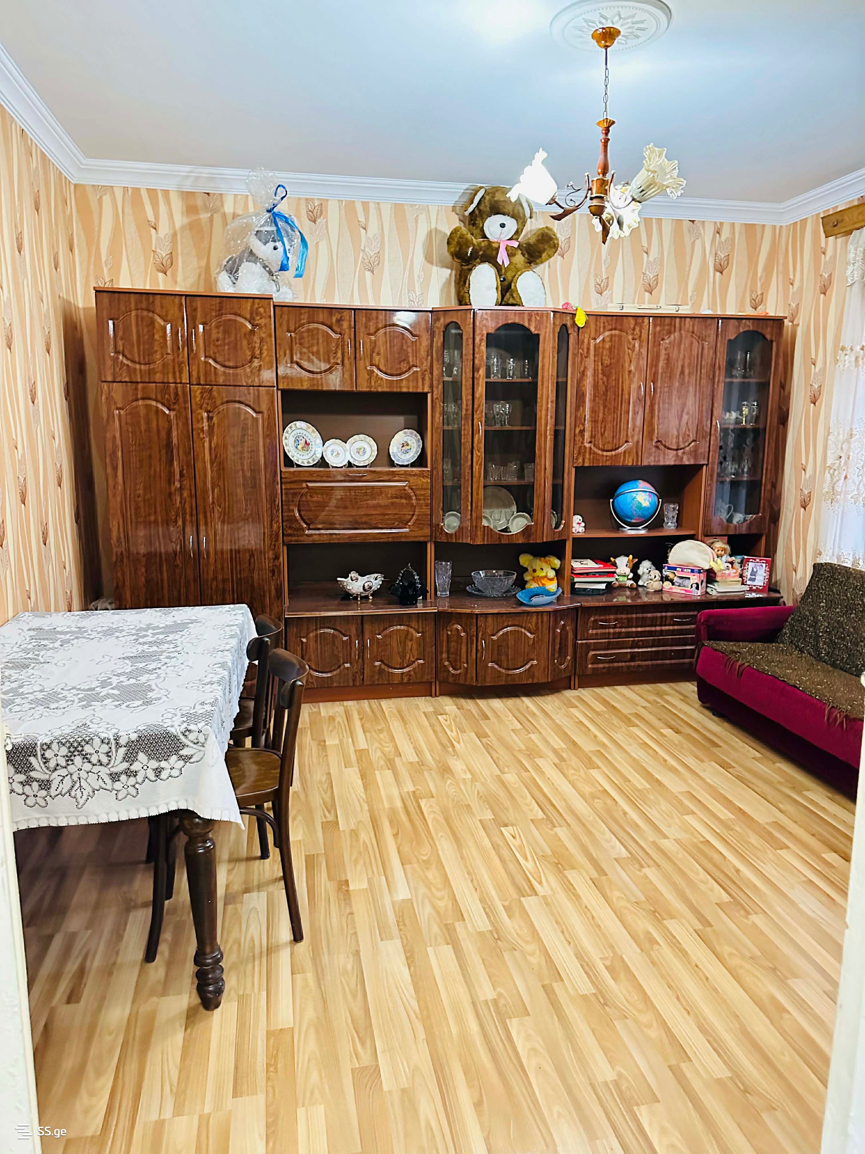 3 Room Flat For Sale view 5