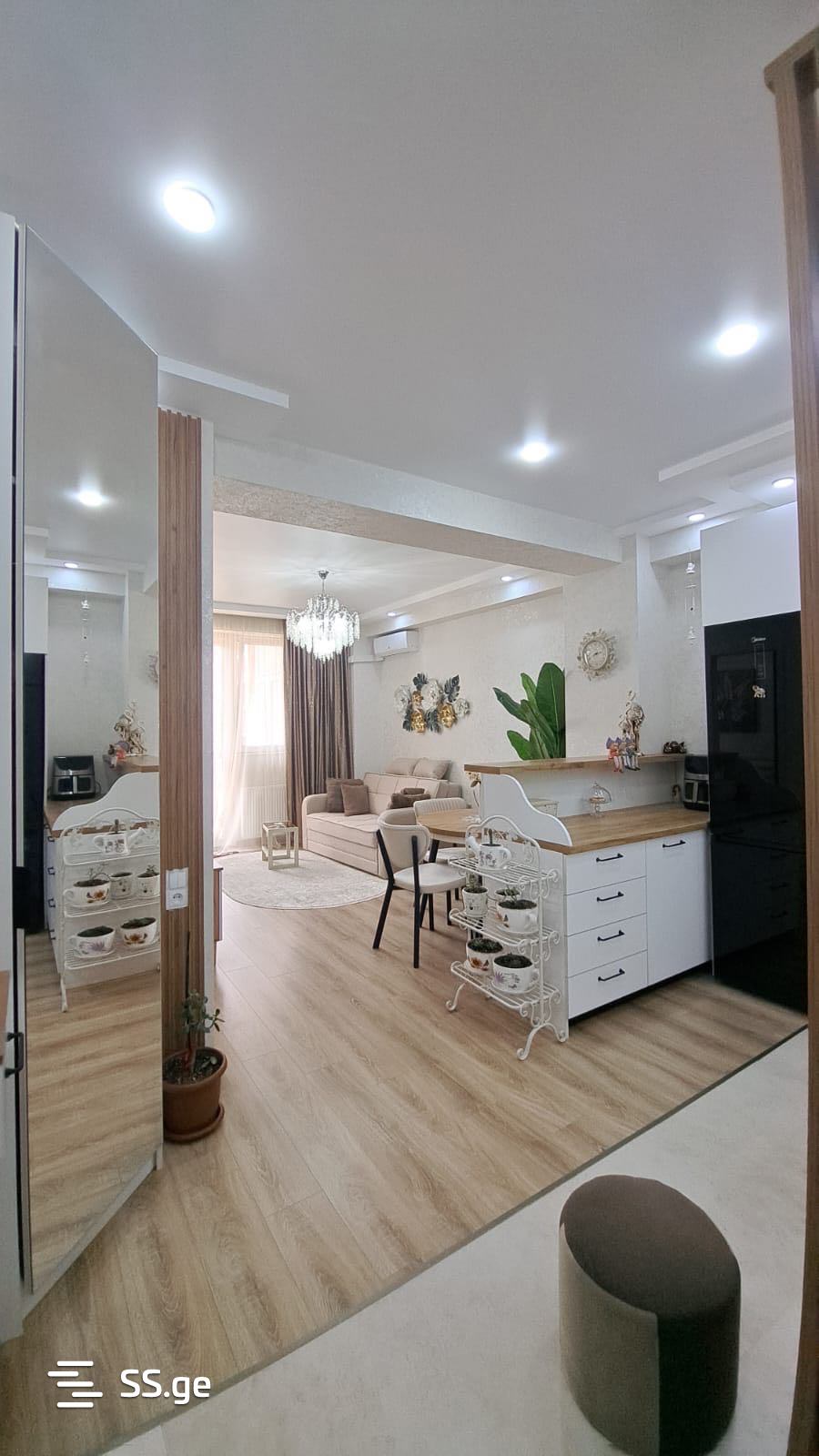 2 Room Flat For Sale, 2 of 4