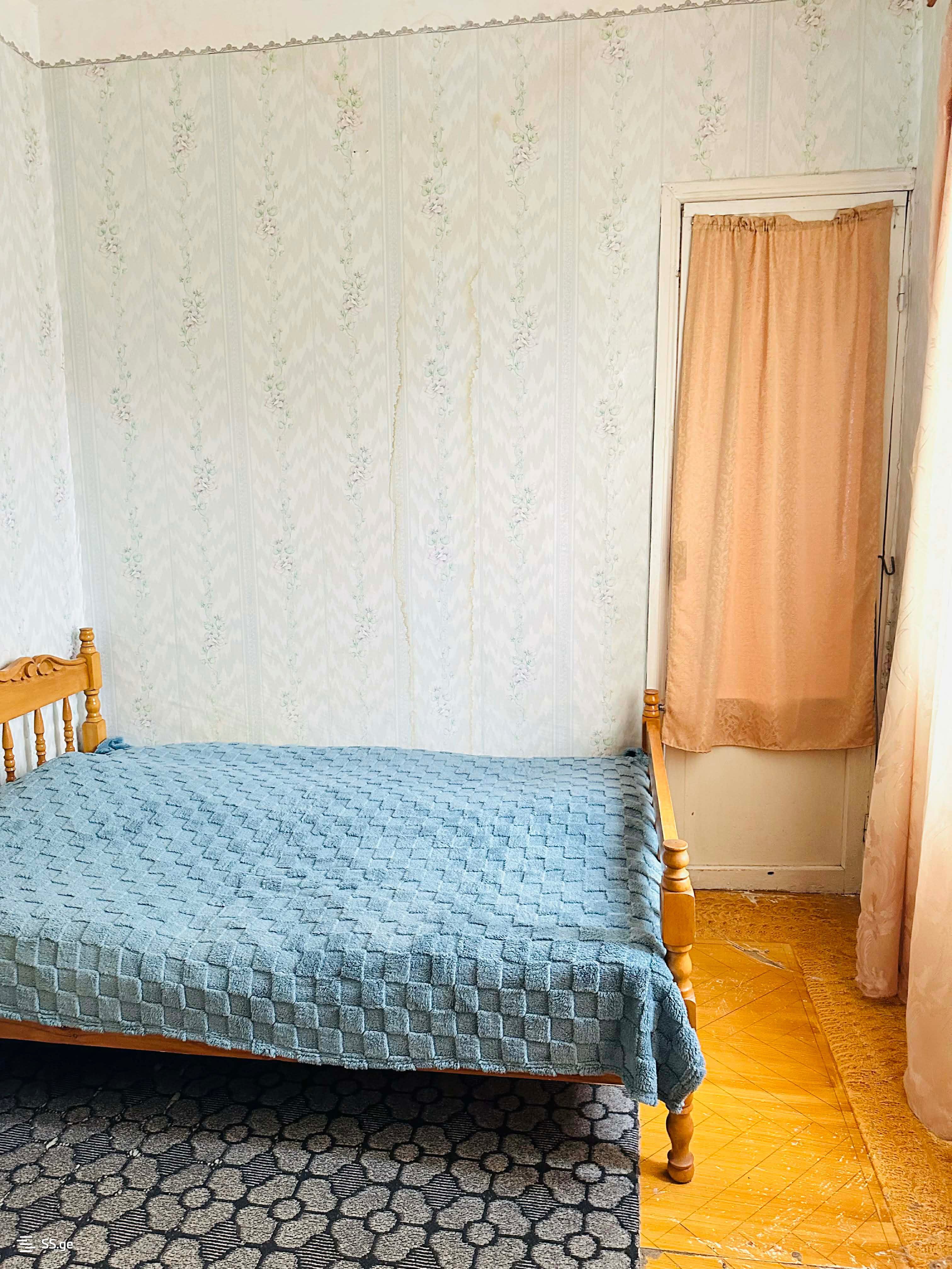 3 Room Flat For Sale view 9