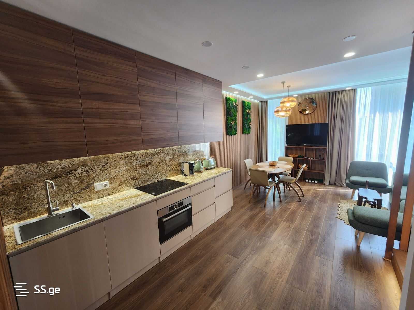 5 Room Private House For Sale view 4