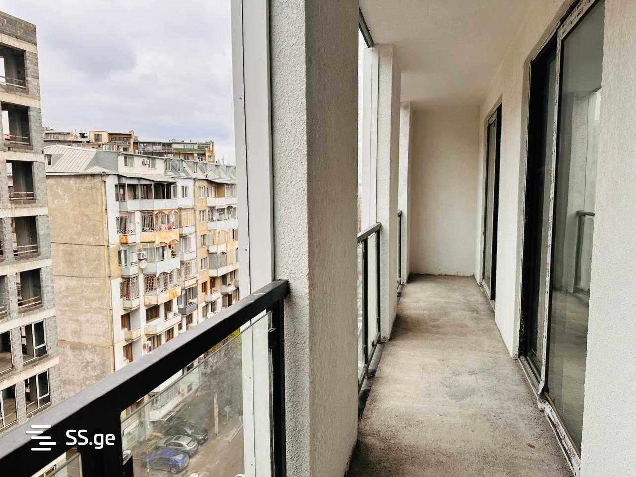 4 Room Flat For Sale view 8