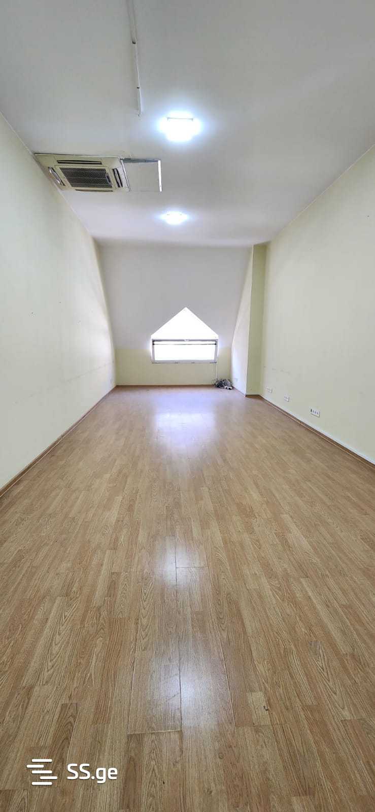 Office For Rent. Vera, 1 of 2