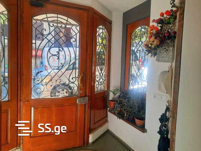 Hotel For Sale. Mtatsminda view 9