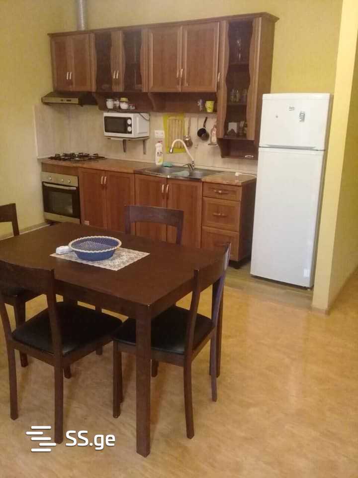 3 Room Flat For Sale, 3 of 4