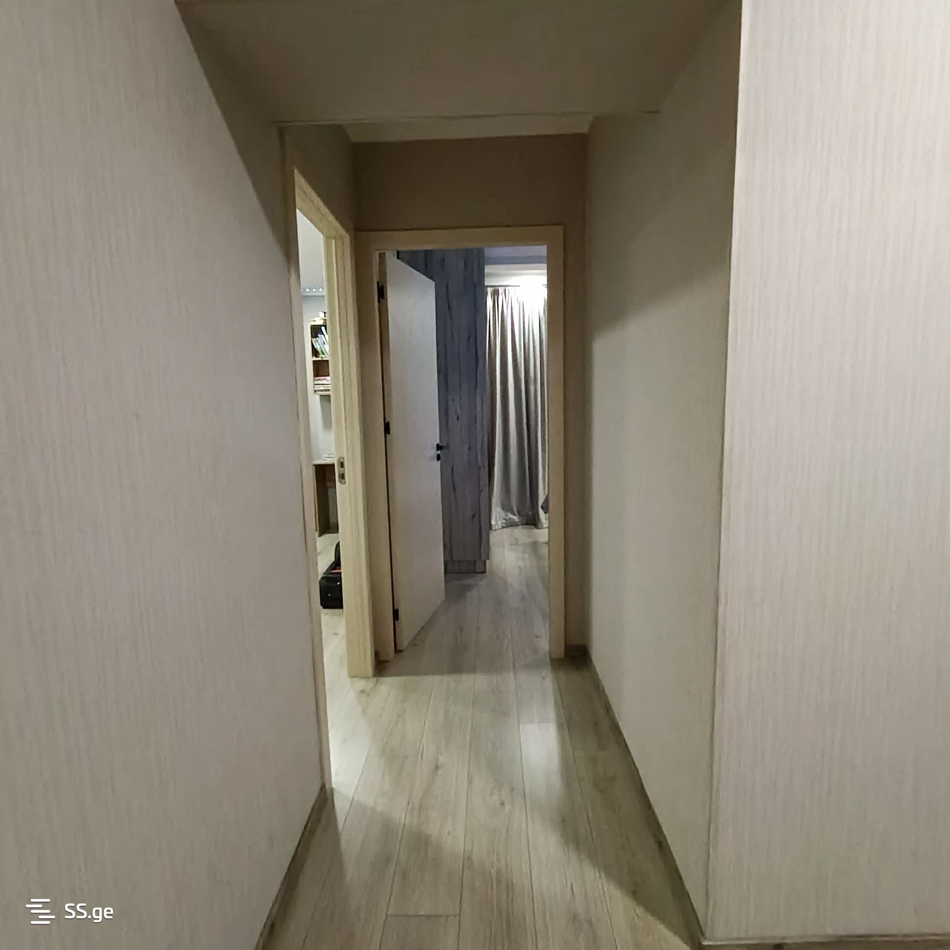 4 room Flat For Sale. Digomi – pohled 4