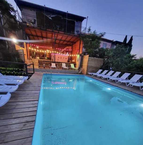 4 room Hotel For Sale. Signagi